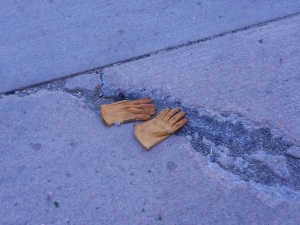 Street gloves
